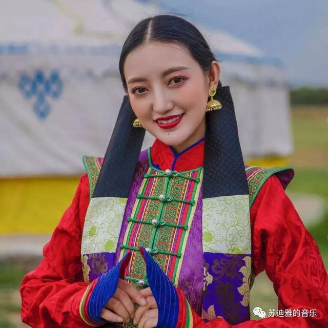 好听!奈曼人作词的这首《深深的敬意》献礼祖国70周年华诞!