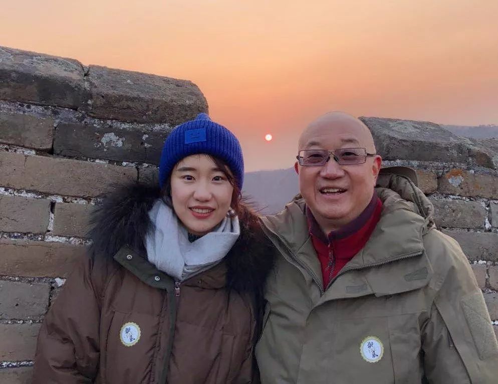 冯仑女儿长文今日老爸六十