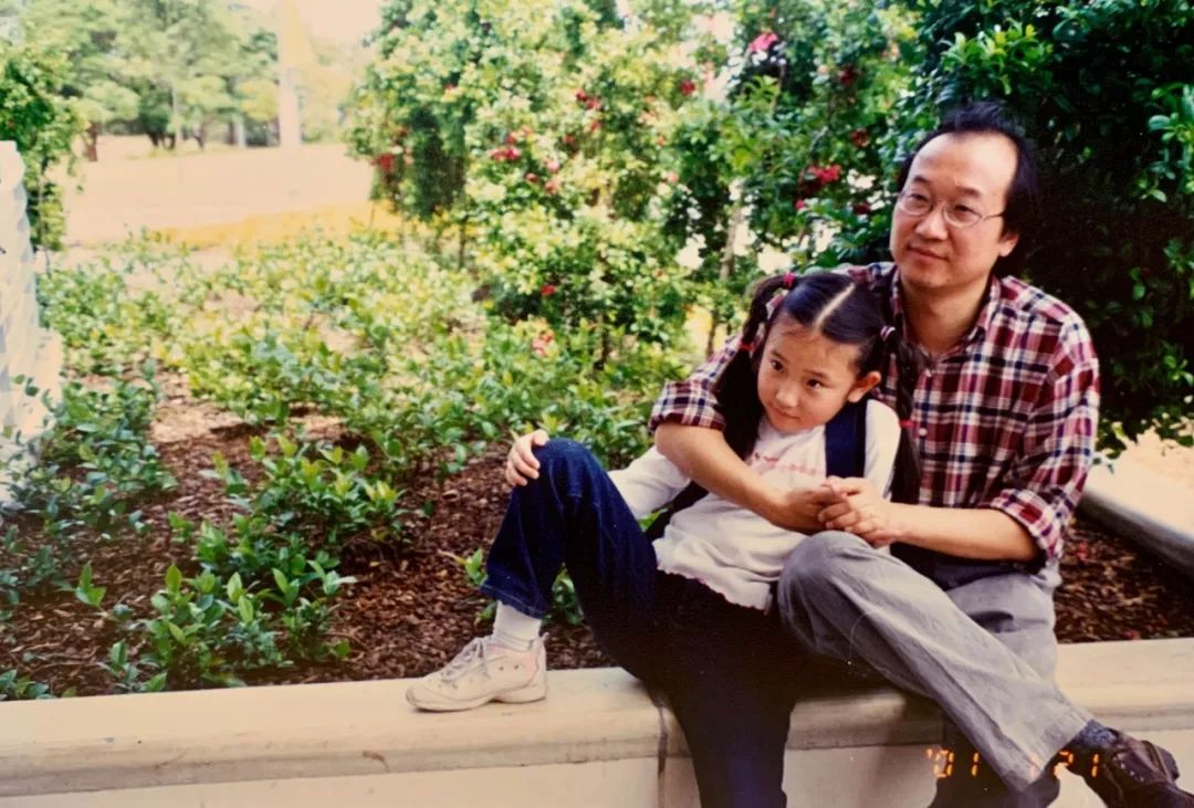 冯仑女儿长文今日老爸六十