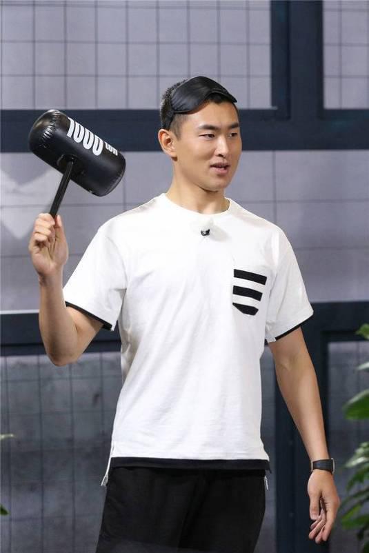 奔跑吧猫鼠大战angelababy王彦霖自曝猫