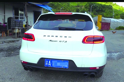 众泰魔改保时捷露馅了