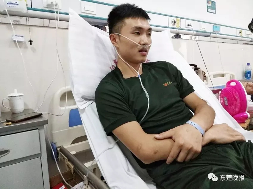 在通山警方协助下,抓获盗窃团伙,最终确认嫌疑人落脚点在通山县一宾馆