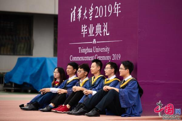 清华大学2019年研究生毕业典礼现场 又一个故事的起点「组图」休闲区蓝鸢梦想 - Www.slyday.coM