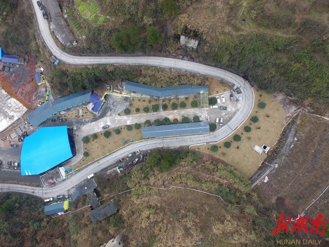 样,最近几天,花垣县民乐镇响水村118名70岁以上的老人都高兴得不得了