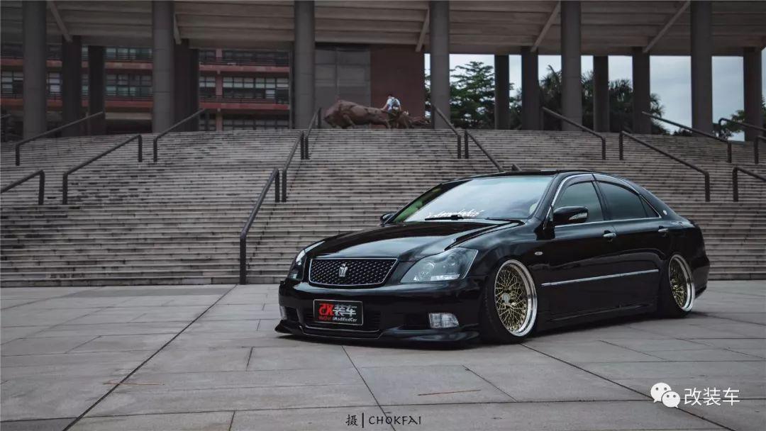 广州车友 | 经过岁月摧残的12代皇冠,以后就让我来好好爱惜你!