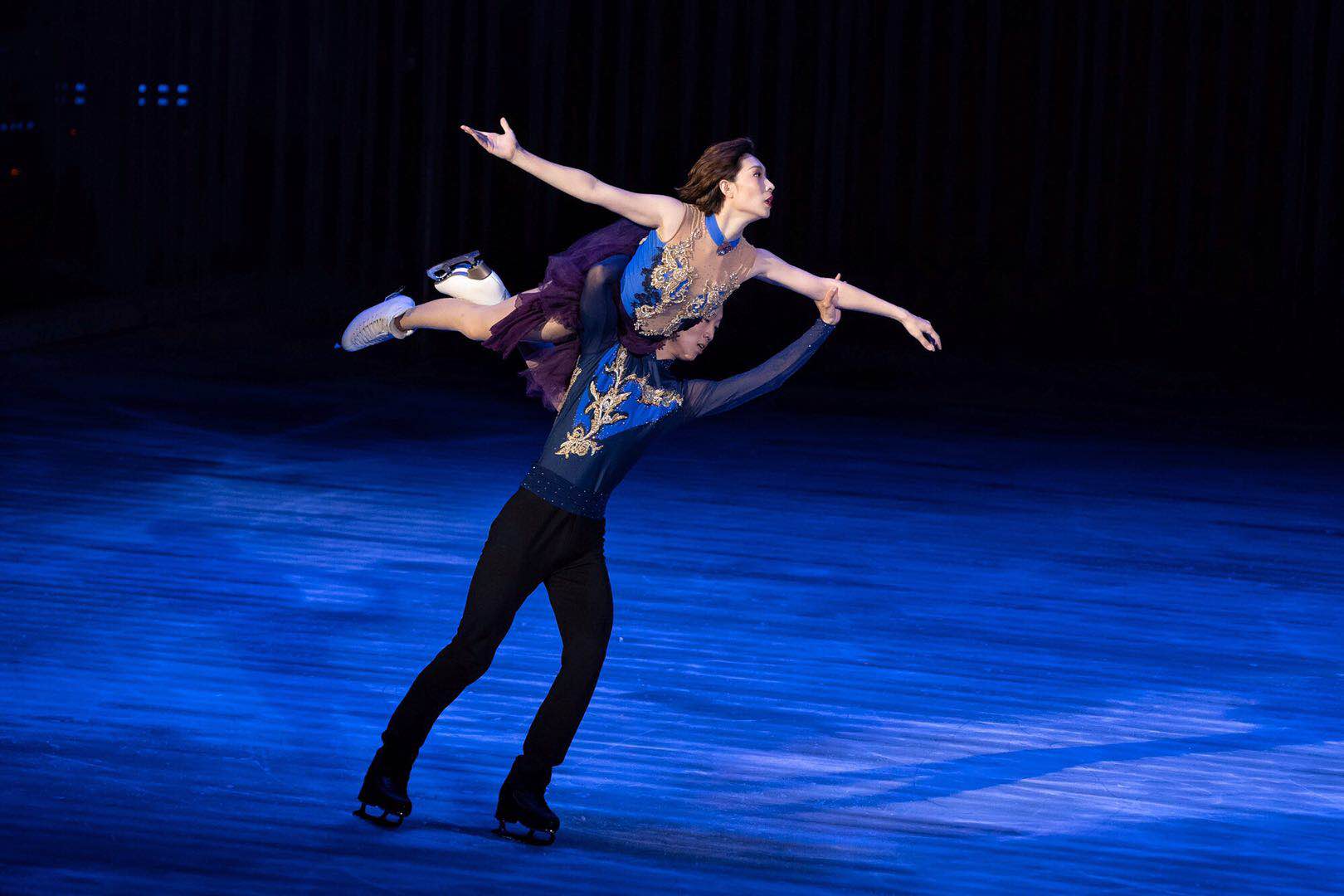 历时2年的筹备,8个月的彩排,花样滑冰世界冠军张丹,全国冠军高崇博