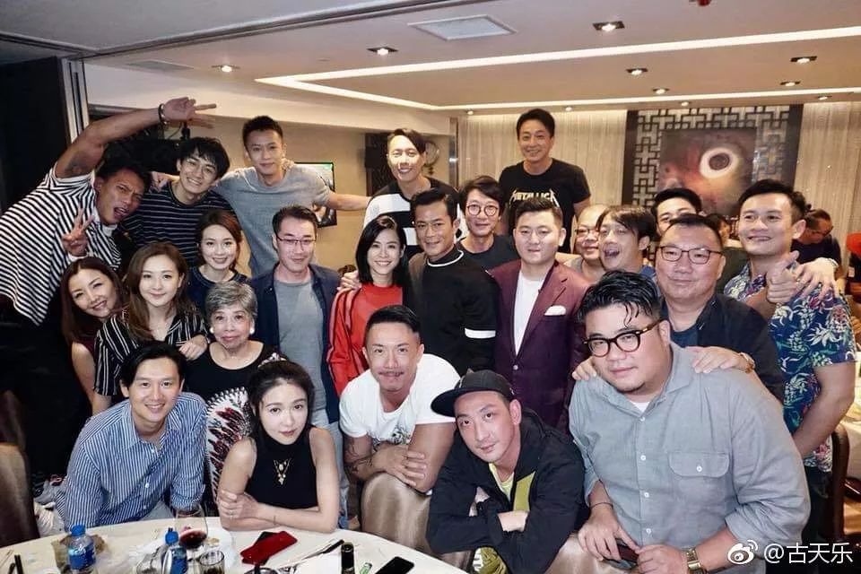 古天乐否认和宣萱的结婚传闻,但大家多希望他们是真的啊!
