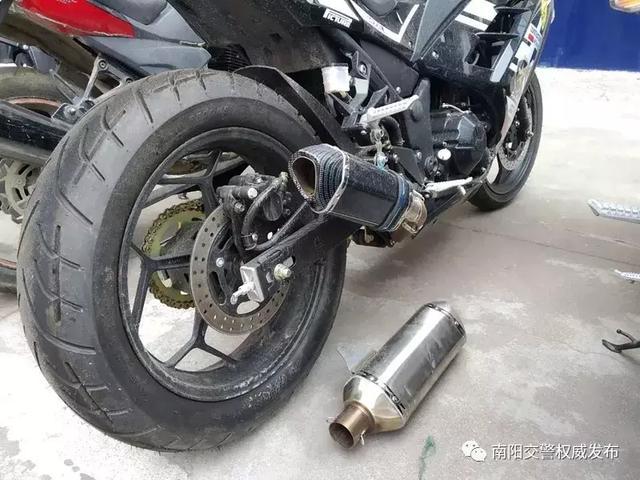 南阳深夜"炸街"摩托猖狂,交警查扣41辆,竟有未成年参与|摩托|摩托车