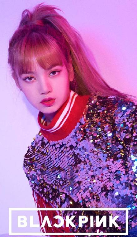 人间甜豆lisa巴黎写真22岁人美歌甜衣服靓金发造型堪比芭比