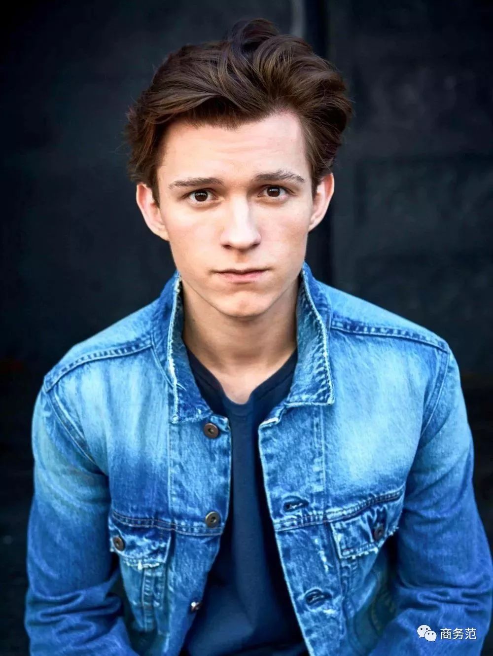 23岁蜘蛛侠男主荷兰弟太帅8块腹肌发量惊人穿衣英伦风爱戴卡地亚