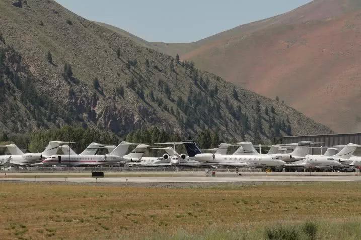 直击美国太阳谷富豪峰会:库克,桑德伯格,霍夫曼现身