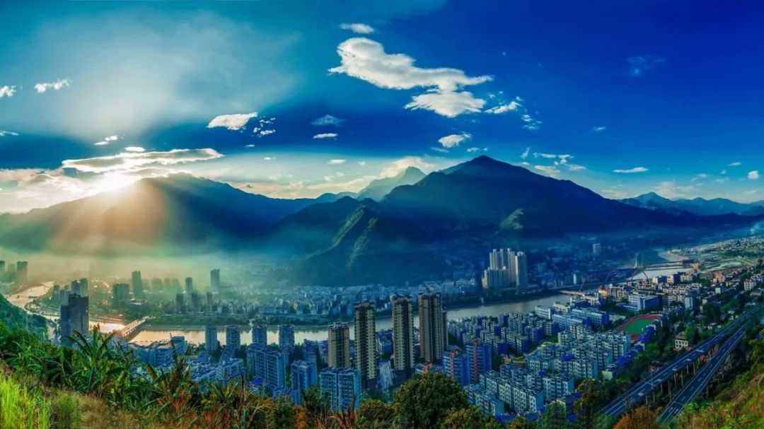 四川金杯半山集团签约米易芭蕉箐,太阳谷扩大至24平方公里!