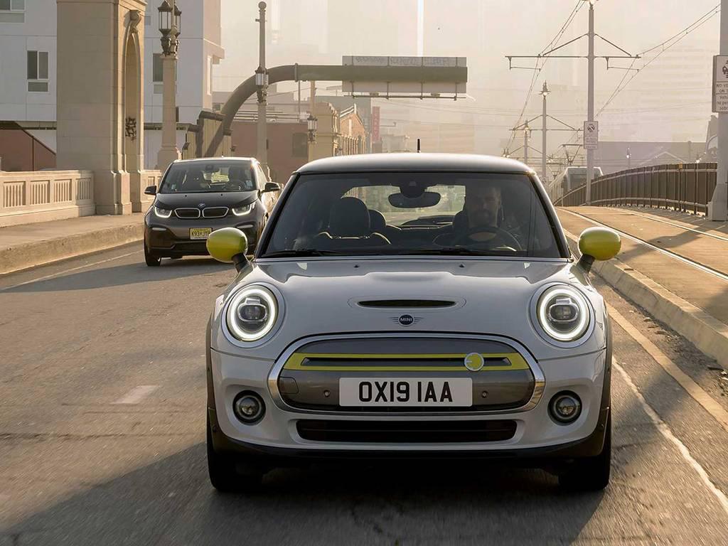 MINI旗下的首款电动车MINI COOPER SE官图正式发布