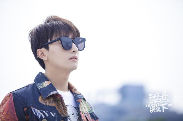 班长"陛下",牛骏峰完全没演出"冷面罗刹"的气质|邢菲|牛骏峰|富二代