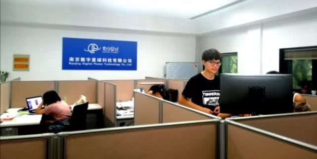 企业实习、自主创业、备战考研……暑假,大学生们这样“充值”
