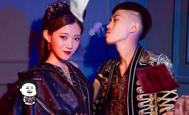 伊伊|婚礼|韩安冉_新浪新闻