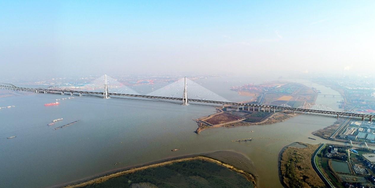 江苏最受期待的一座长江大桥,采用一桥三用过江通道,常州有福了