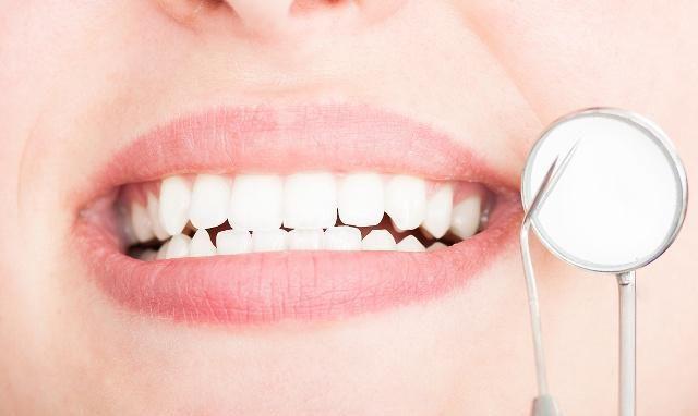 白人人口萎缩_白人美女(3)