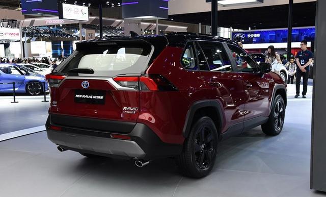 再过70天,丰田全新紧凑型suv上市,外观大变,取消2.5l燃油车型