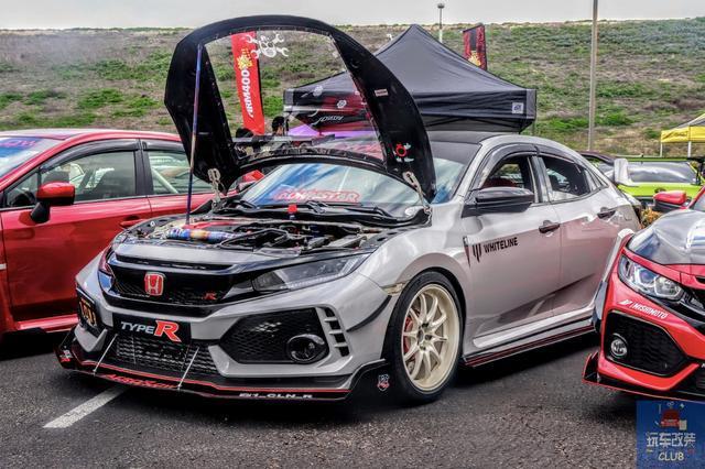 永恒经典的"红头机"!永远不变的本田思域type r!-新浪汽车
