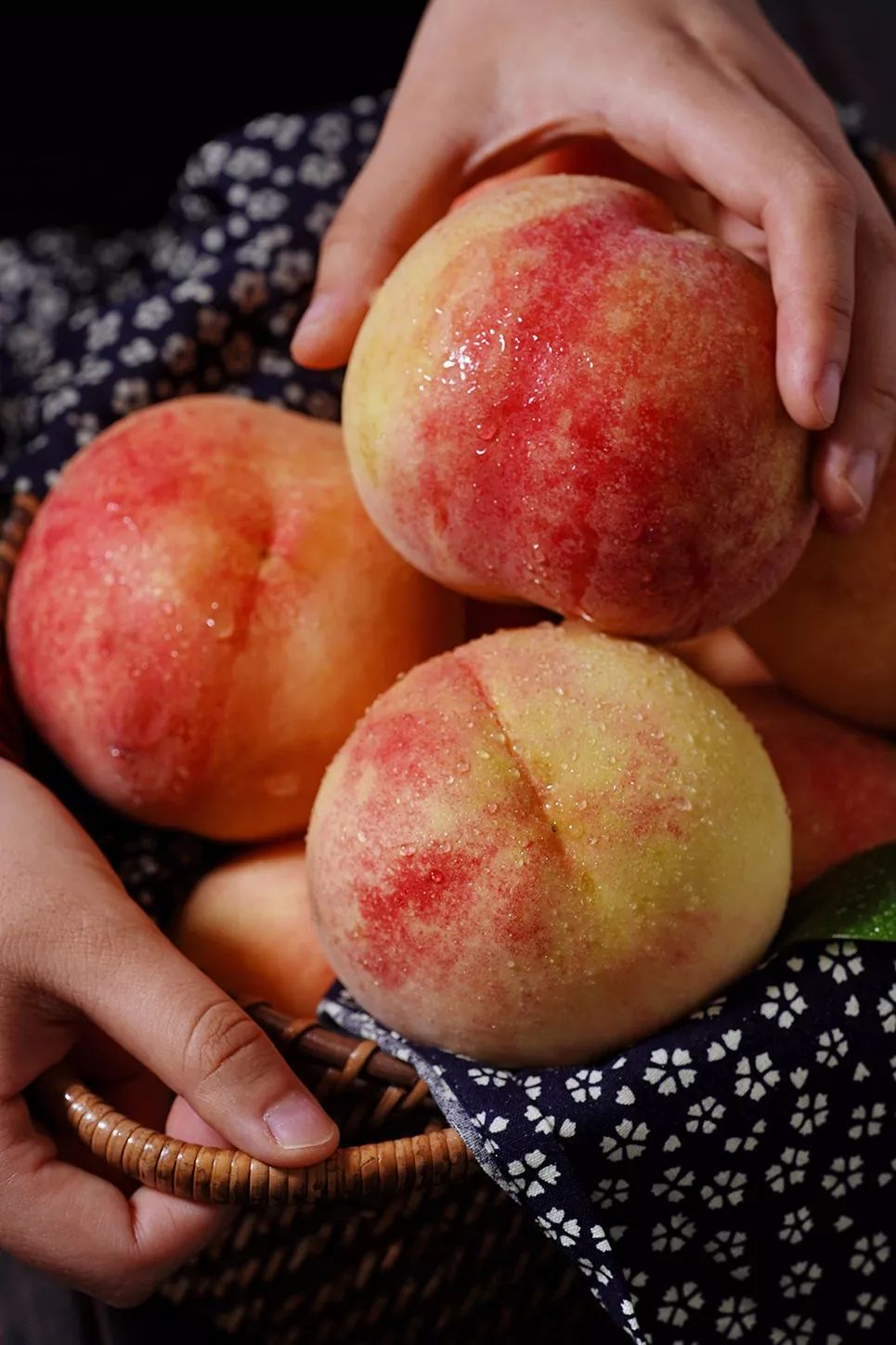 水蜜桃中的爱马仕"新凤蜜露",甜度吊打八方,一年只有5天最好吃.