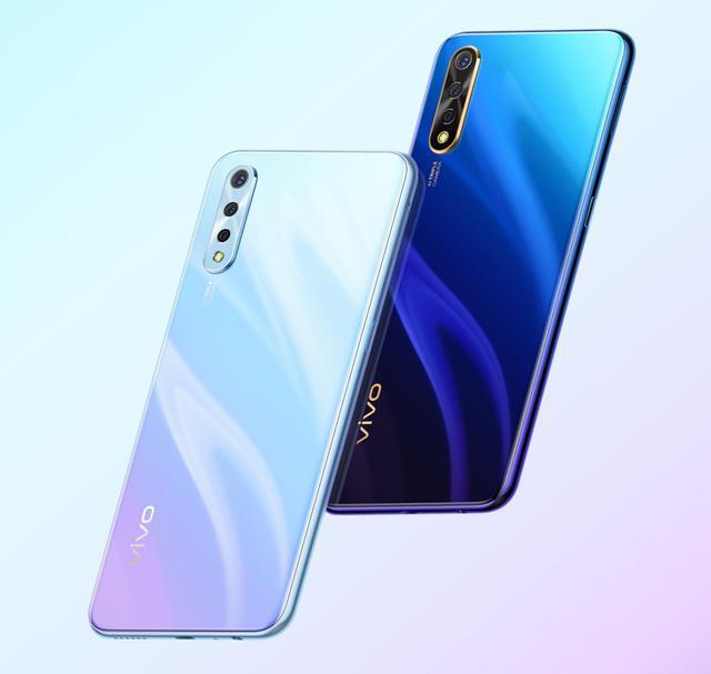 vivo推出1799元y7s手机与小米cc9手机针锋相对