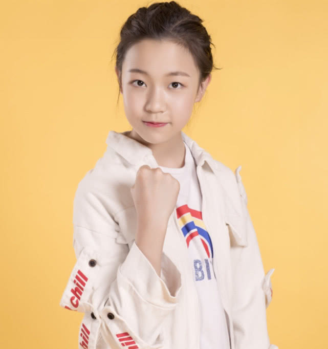 曾被称"小王珞丹",如今13岁长出初恋脸|徐玺涵|童星|参演_新浪新闻