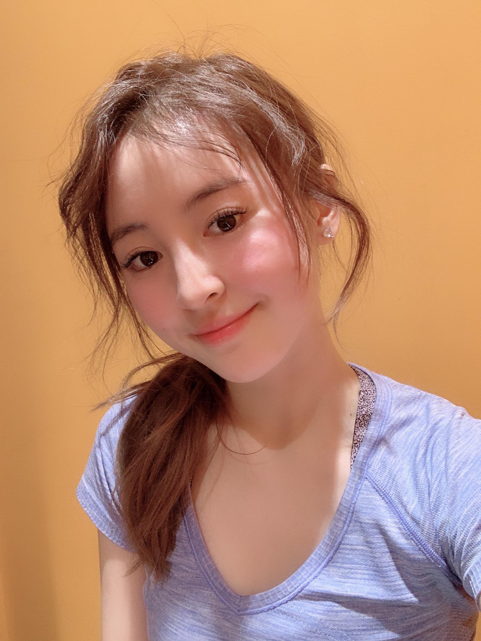 刘雪婧新歌即将上线 大方公开生活日常