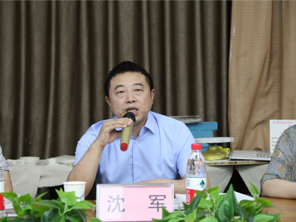 江津区首批区级名师工作室终期评估在江津中学举行