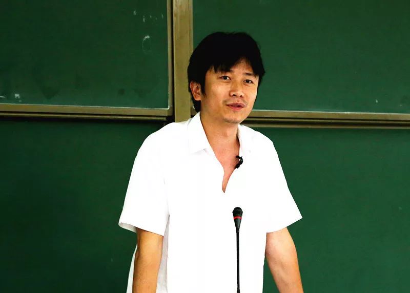天津财经大学珠江学院艺术学院教授/院长赵世勇老师授课《设计认知1.