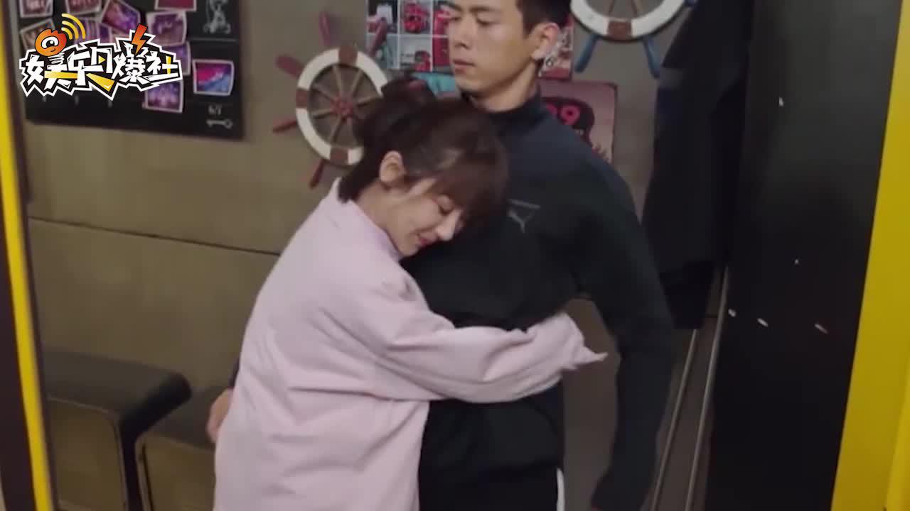 杨紫李现甜蜜对视狂撒糖