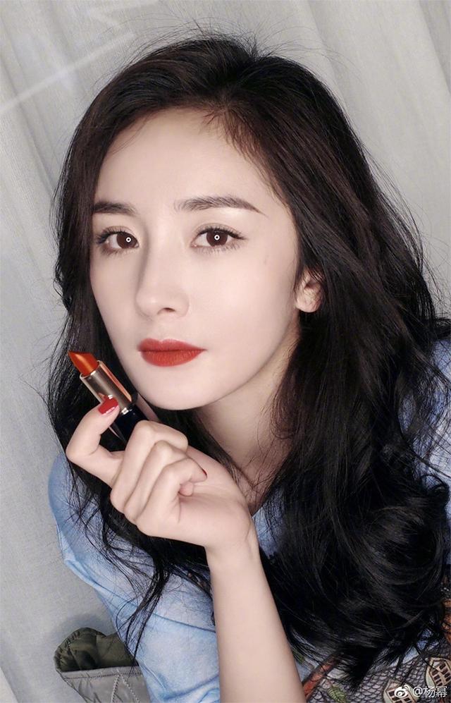 北京十大最美女明星杨紫垫底杨幂比不过刘诗诗她夺得首冠