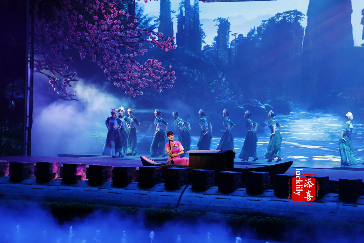 张家界千古情,天门山,森林公园,大峡谷,凤凰古城自由行攻略