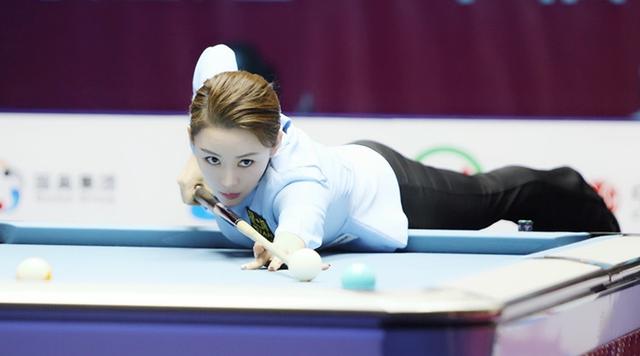 经过几年的经验的积累以及自己的努力,王钟瑶成为国家一级裁判