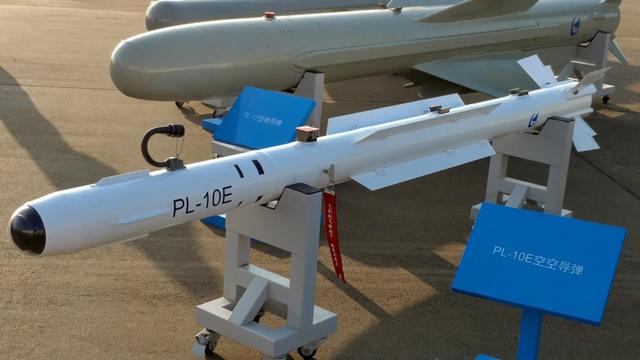 60公里内无处可逃,速度达4马赫以上,歼-20弹舱里的神器|空空导弹|霹雳