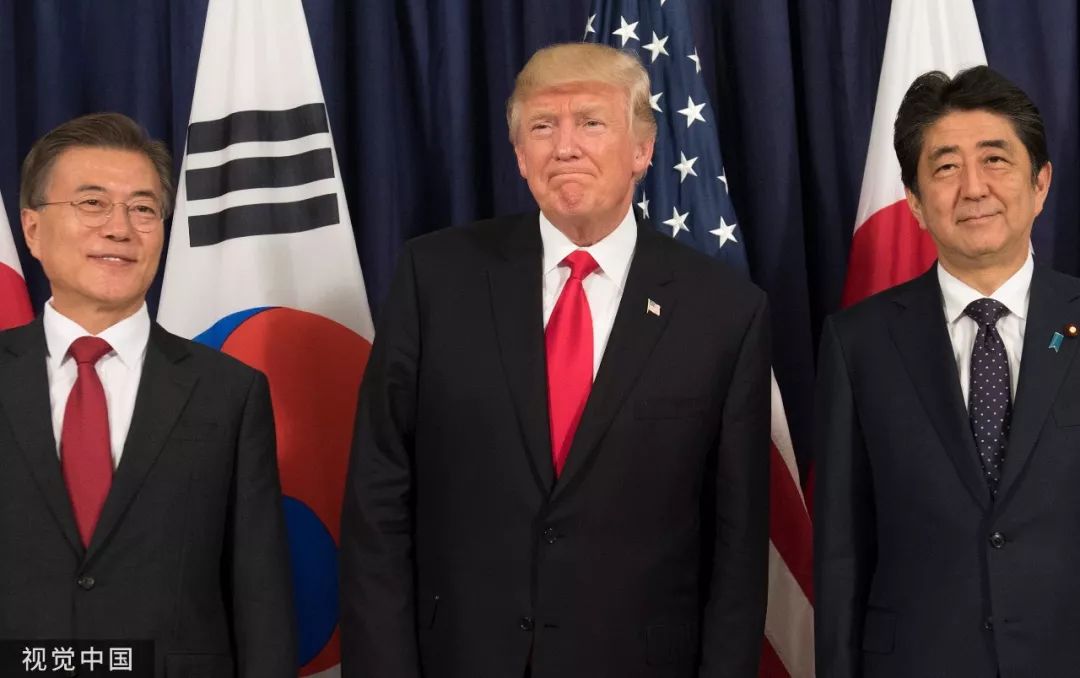 ▲资料图片：韩国总统文在寅（左）、美国总统特朗普（中）和日本首相安倍晋三