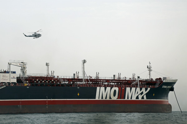 英国油轮被伊朗扣押 伊官方:船上23名船员目前
