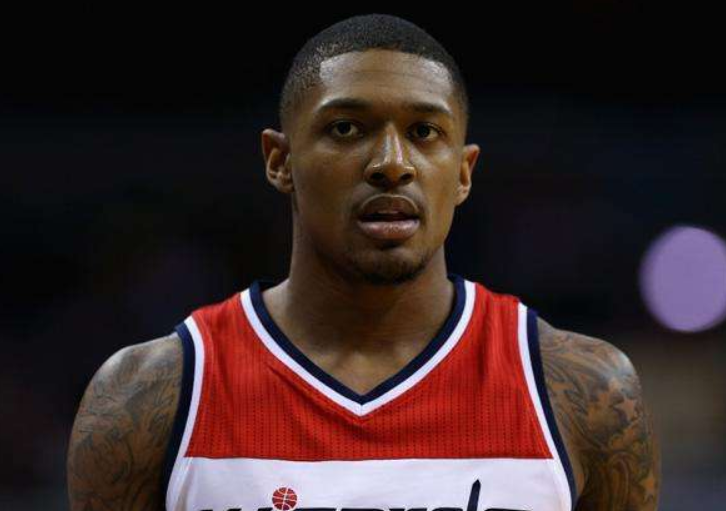 根据《nbc》记者休斯报导指出,奇才总经理谢帕德最近在扶正后的第一项