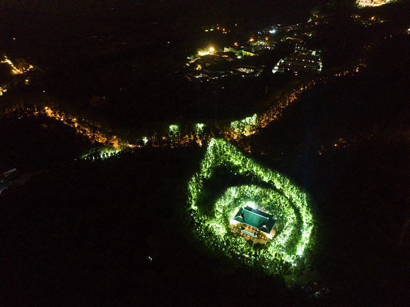 七夕来紫金山荧光跑,一起点亮美龄宫"最美项链"
