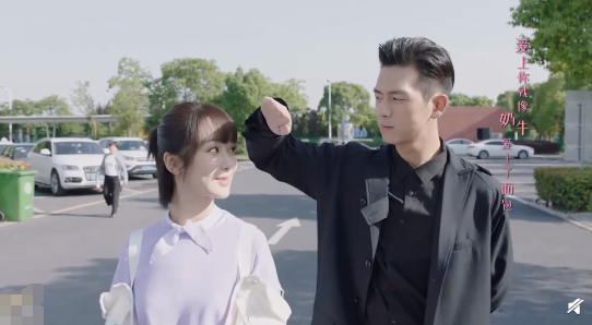 亲爱的热爱的:佟年韩商言用热吻正式和好,猫咪小鱿鱼的眼神绝了