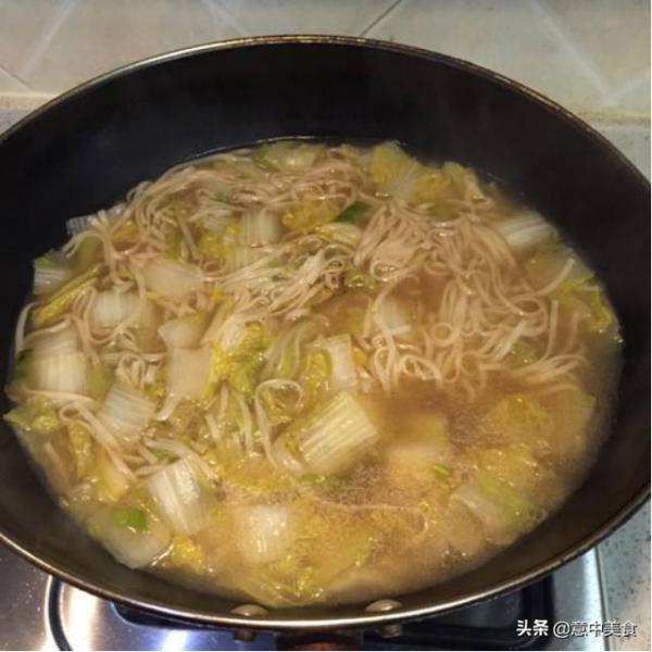 不用早起,教你5分钟就搞定的早餐,有菜有汤,吃一碗舒服一整天