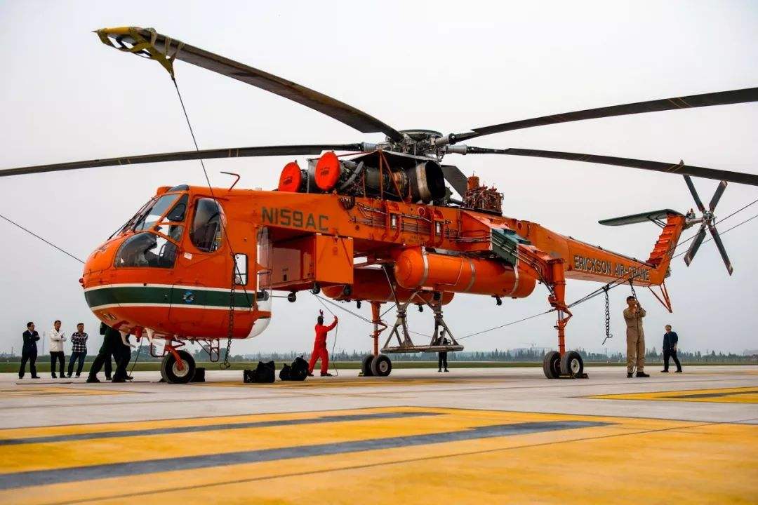 苏联打造巨型直升机,极限可装40吨货物,一般运输机都比不上