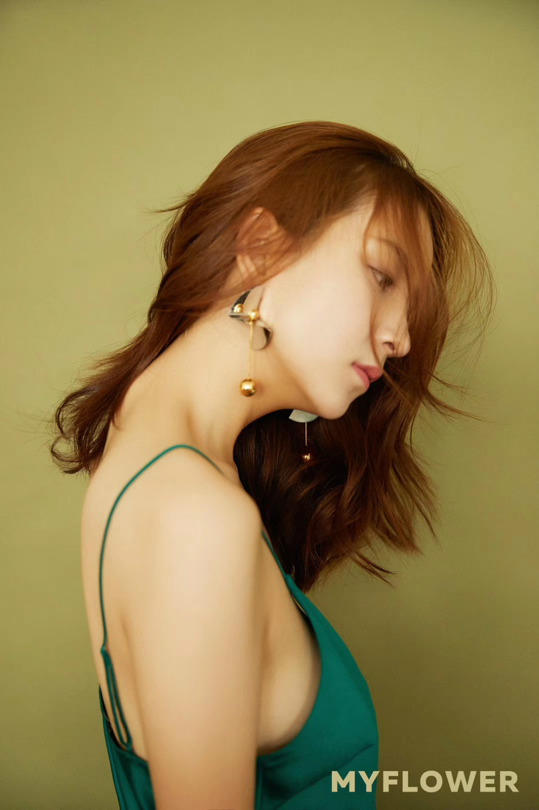 元气少女卢佳助力育青网球队 为《奋斗吧,少年!》带来满满活力