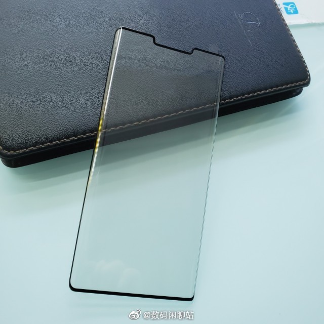 华为mate 30系列贴膜和盖板实拍图曝光