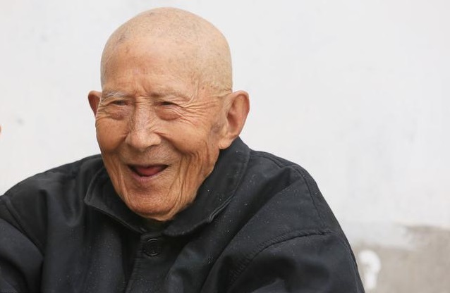 江苏4千百岁老人并无经常运动,凭什么他们做到了长寿?真相来了