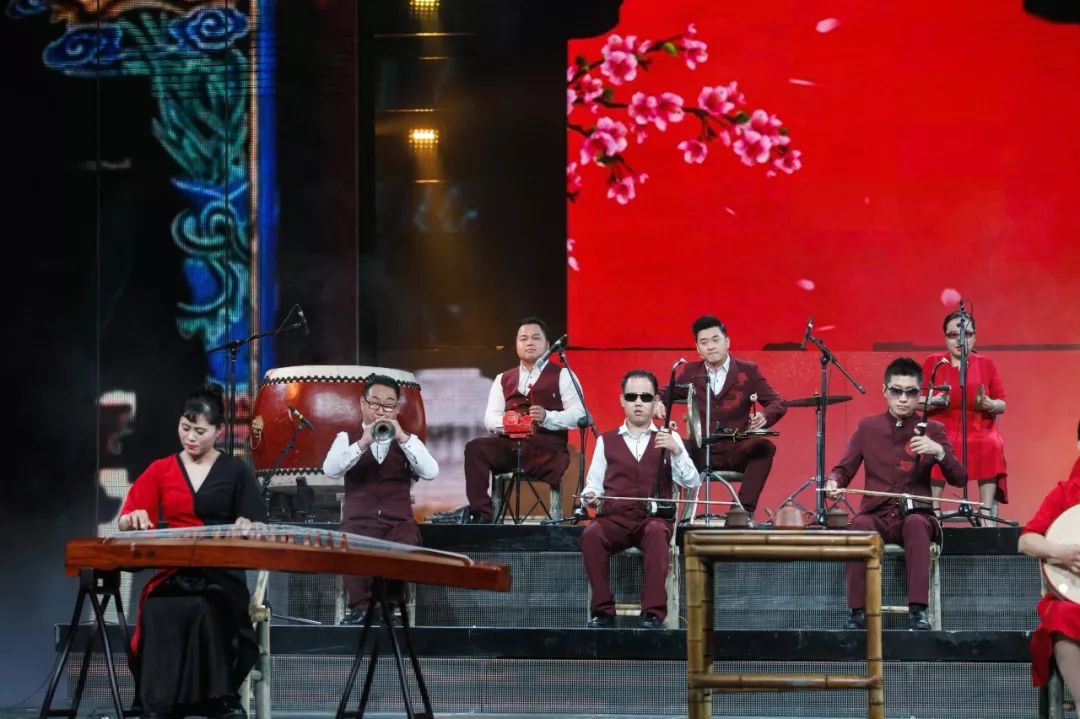 孙楠携神秘嘉宾献唱国乐版《美丽的神话》,重现经典!