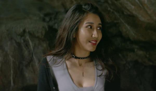 正文            其实早在《一出好戏》之前,杨凯迪就拍摄了很多的