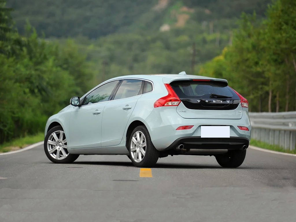 看看这几款20万左右气质豪华两厢车