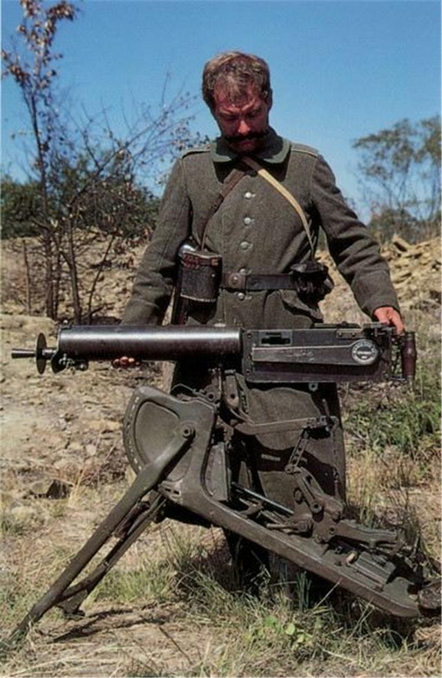 一战德国的堑壕战利器mg08水冷式重机枪