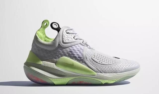 Nike 发布全新缓震科技！首发鞋款你抢到了吗？